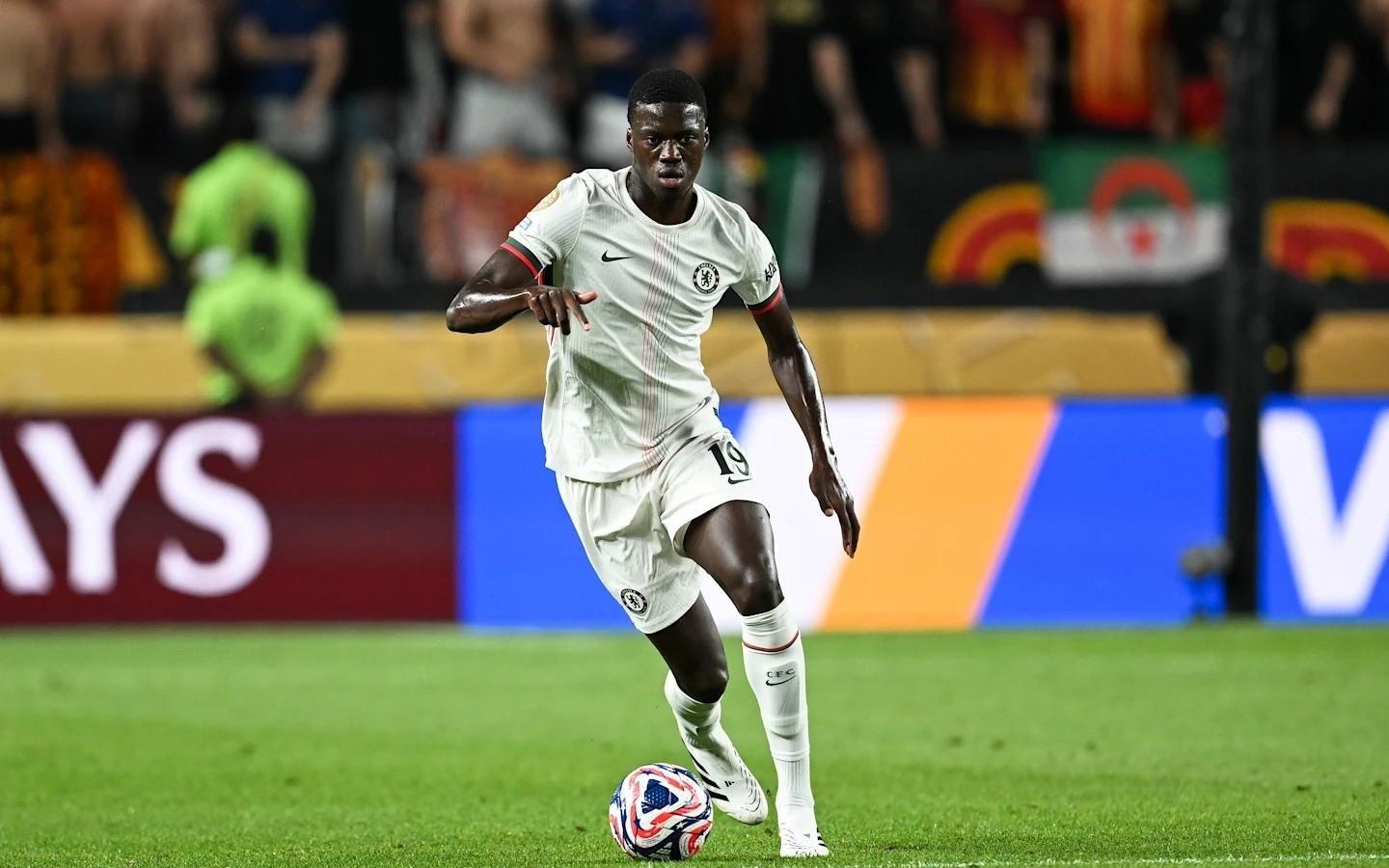 天空体育：马马杜萨尔将在周一回归切