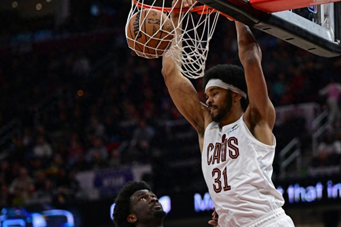 就在今天，NBA79年独一无二的纪录，被