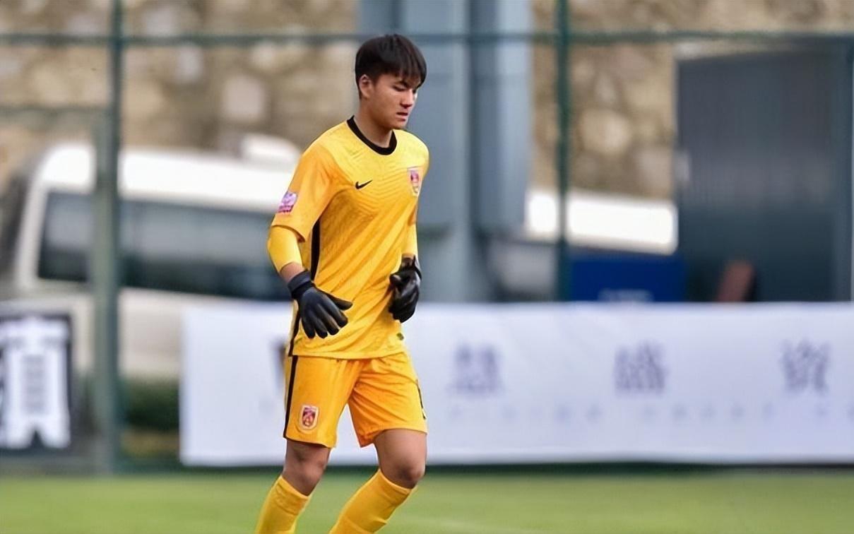 李昊确定离开U23国足后新去处！球迷直言他有情有义，值得期待