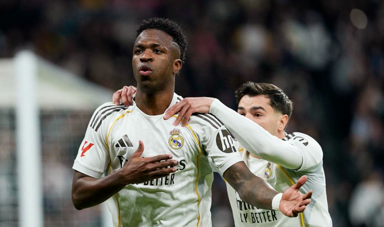 第100分钟绝杀！红牌+点球，西甲豪门拒绝爆冷，2亿巨星一击致命