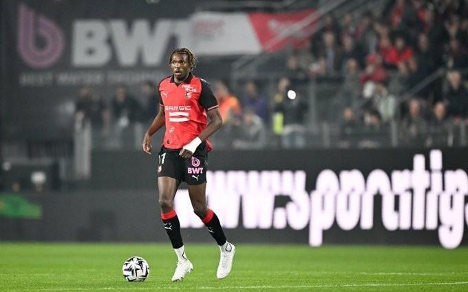 德天空：切尔西从未谈妥雅凯转会，曼联曾想截胡但未能成功