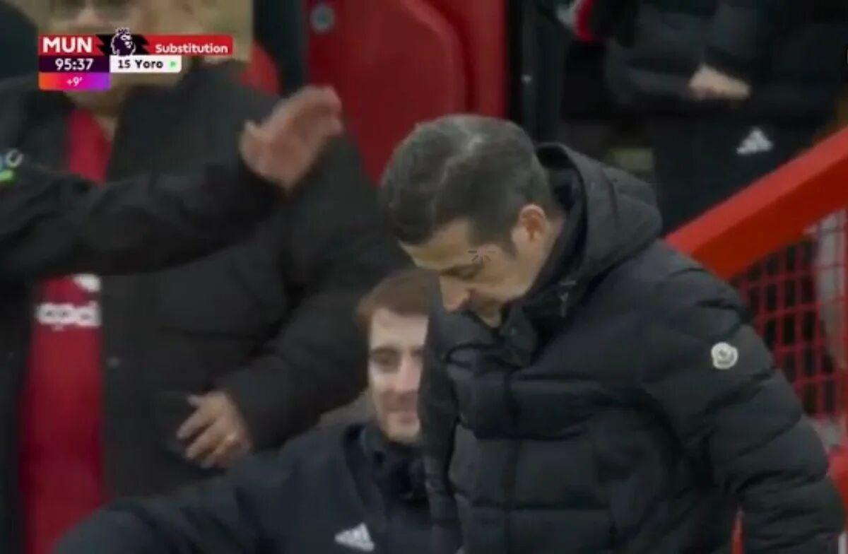 富勒姆怒斥曼联第一球不应存在，炮轰