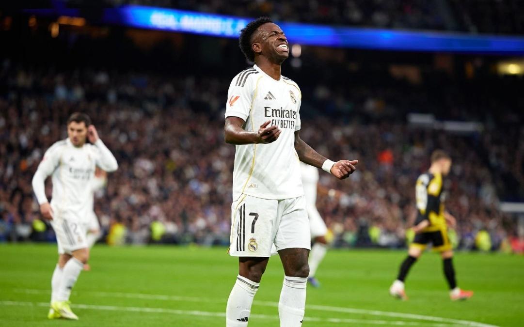 贝林重伤离场，熊皇天秀姆巴佩绝杀，皇马21巴列卡诺造耻辱纪录