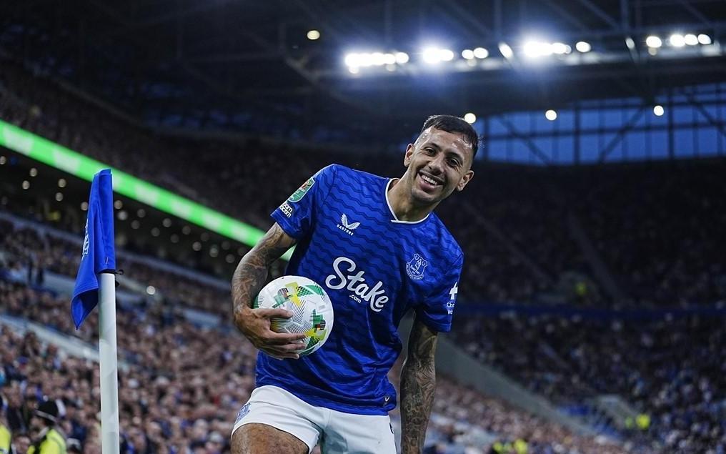 天空体育：水晶宫2000万镑报价埃弗顿