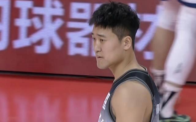 林主场7872击败领头羊广厦威尔逊30+13率队终结连败