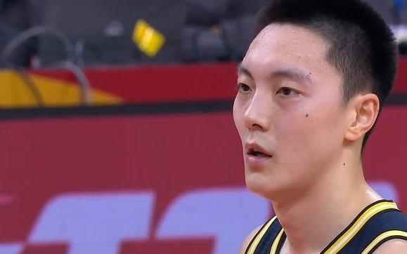 央视直播！今晚735，粤沪焦点大战，杜锋要复仇，胡明轩支棱起来