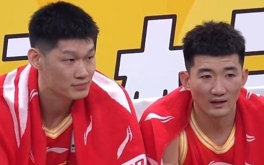 CBA爆冷之夜！卫冕冠军客场翻车新赛季第4败山东无缘23分逆转