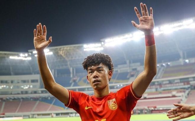 记者：何小珂参加苏超的消息不属实，近