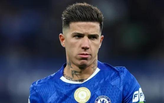 记者：恩佐对加盟皇马持开放态度，吉达联合也对他感兴趣