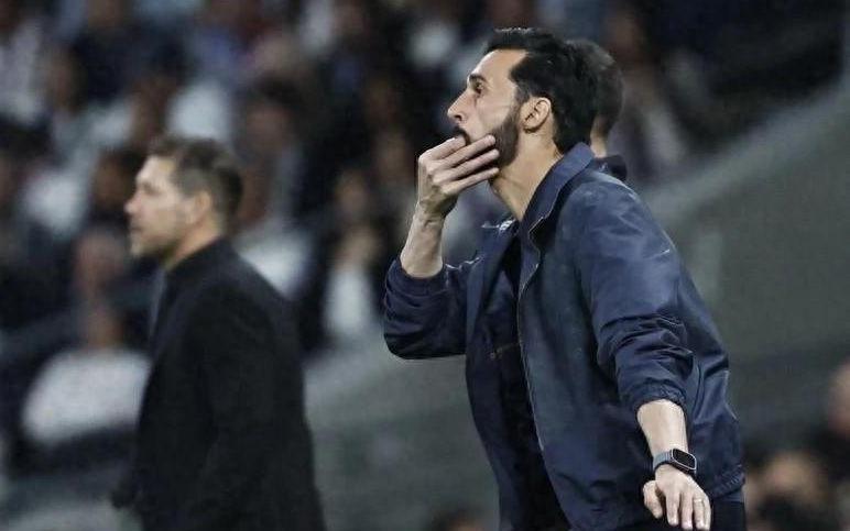 临时主帅的“伯纳乌奇迹”：阿韦洛亚连克名帅，率皇马绝境重生