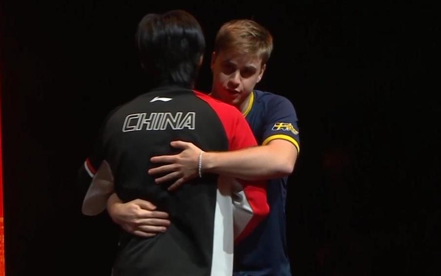 王楚钦因伤退赛,莫雷加德晋级WTT总决赛男单决赛