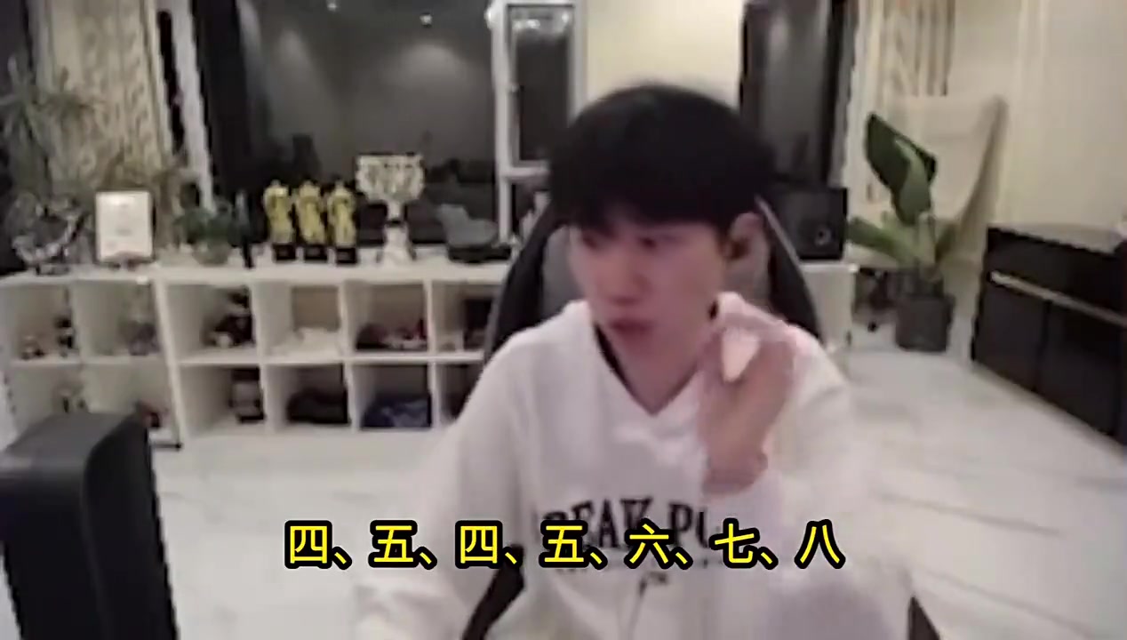 Doinb：回基地收行李吗涅槃组还是有比赛的哥们