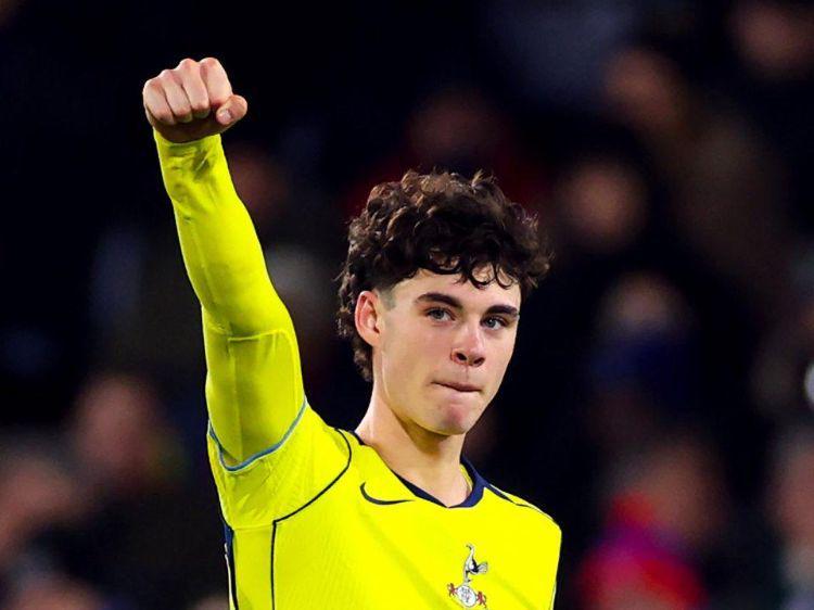 随着热刺10水晶宫+黑马爆冷！英超最