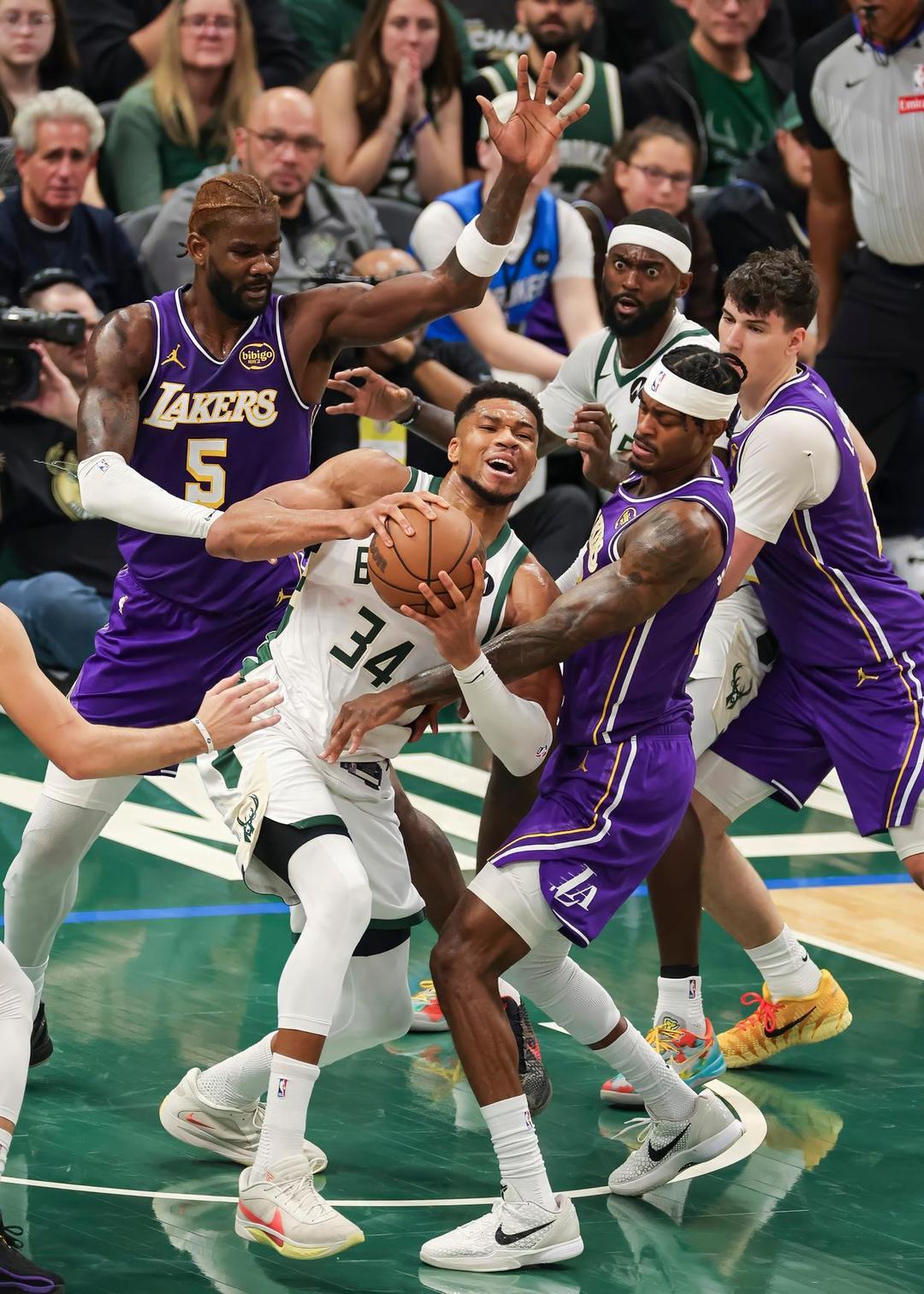 雄鹿迷了路！字母哥因伤缺阵，雄鹿不敌