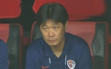 李霄鹏：队员很尽力但最后输了，这对整