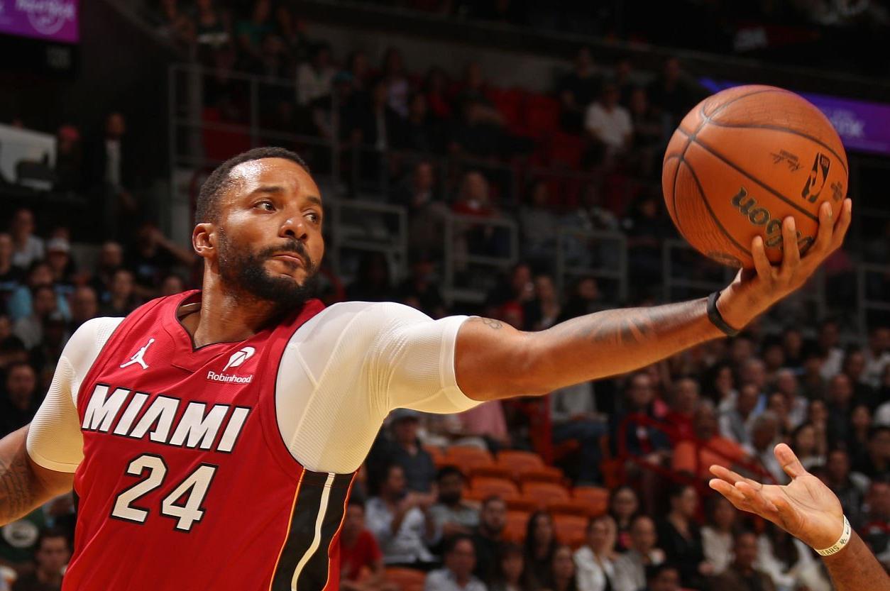 场均轰24+4！32岁王牌离开快船就爆发