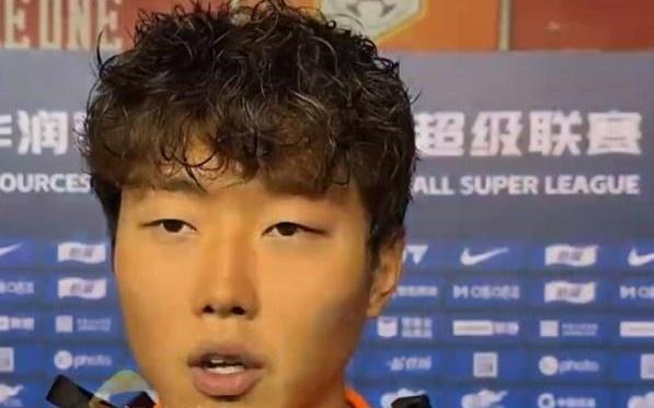 高准翼：韩导布置尽量不要让他们从中路出球，我们反击效率挺高