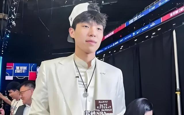 逆袭黑马!交换杨瀚森的人,这次灰熊赌对了吗