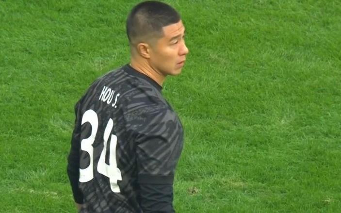 扑救成功率高达91.7%,侯森当选中超11月最佳守门员