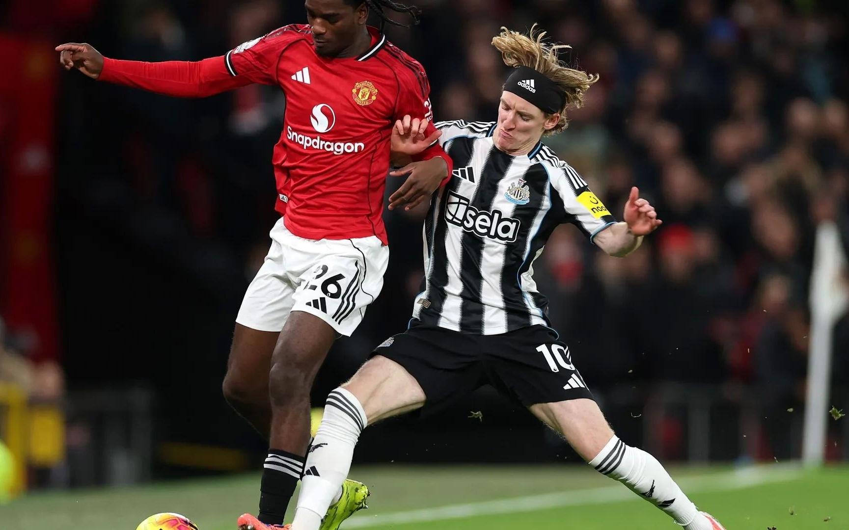 哈格里夫斯：小将海文拿球很冷静，他和利马搭档真不错