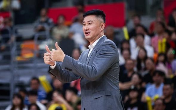 正式确定！CBA后卫新星签约广东宏远，朱芳雨大手笔