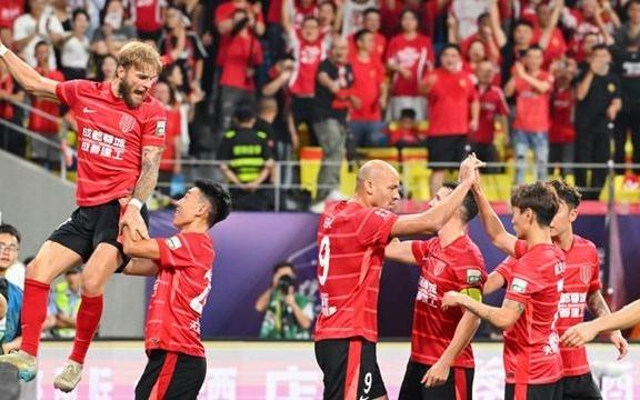中超城头变幻大王旗：国安竟以0比6输