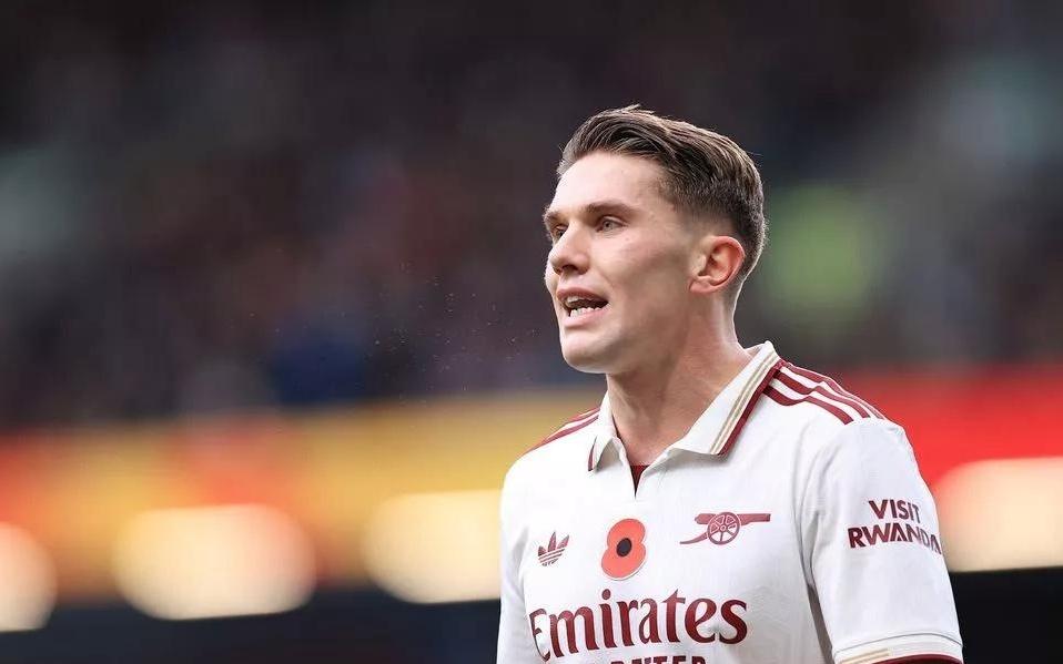 记者：哲凯赖什没参加欧冠赛前最后一练，此前曾感到肌肉不适