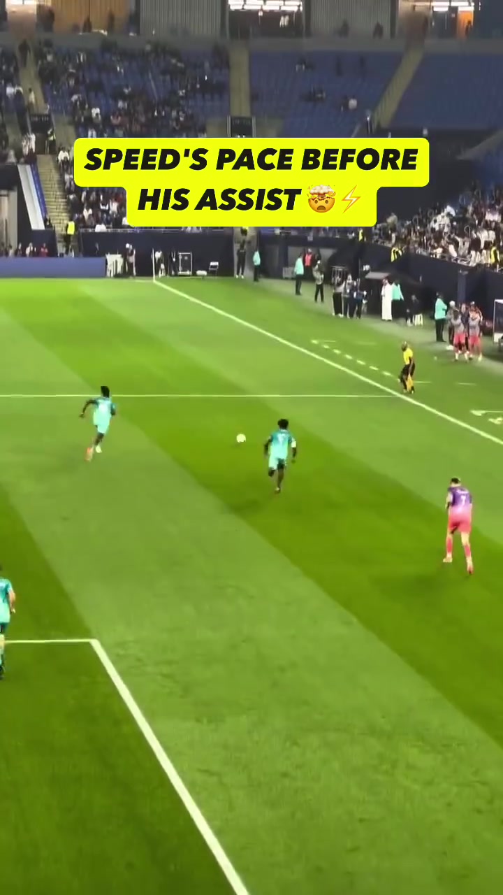 這速度還是有說法的！你覺得甲亢哥有足球天賦嗎