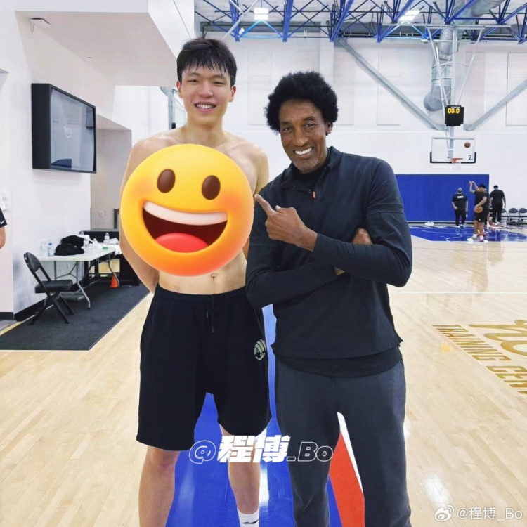 媒体人：杨瀚森训练时偶遇皮蓬训练师