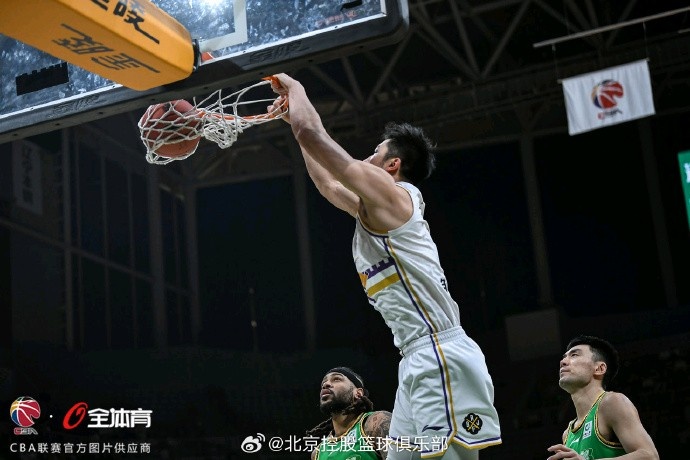 新的一岁愿你保持健康&持续闪耀邹雨宸生日快乐
