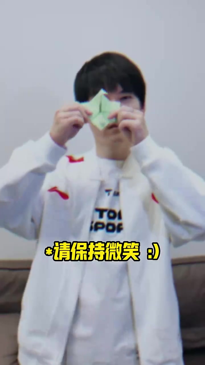 JackeyLove赛后发整活视频：让我看看今天是谁来看比赛了