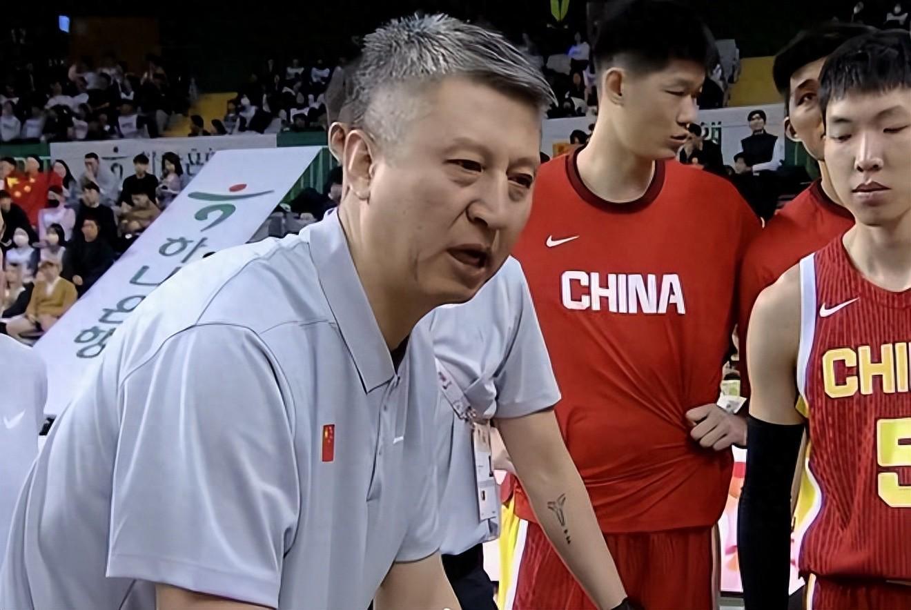 太不像话！男篮三大球星14中0，惨不忍