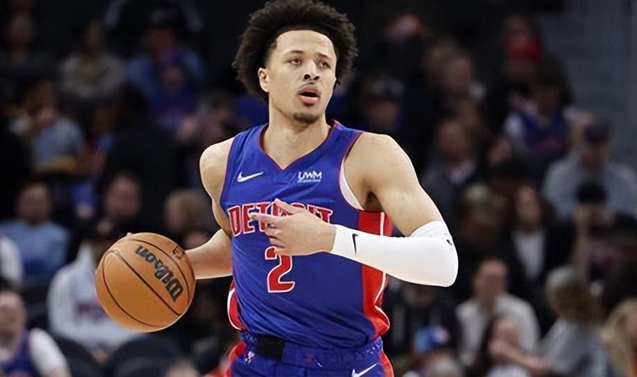 最强爽文!28连败到东部第1,他用MVP第6排名,诠释“曼巴精神”