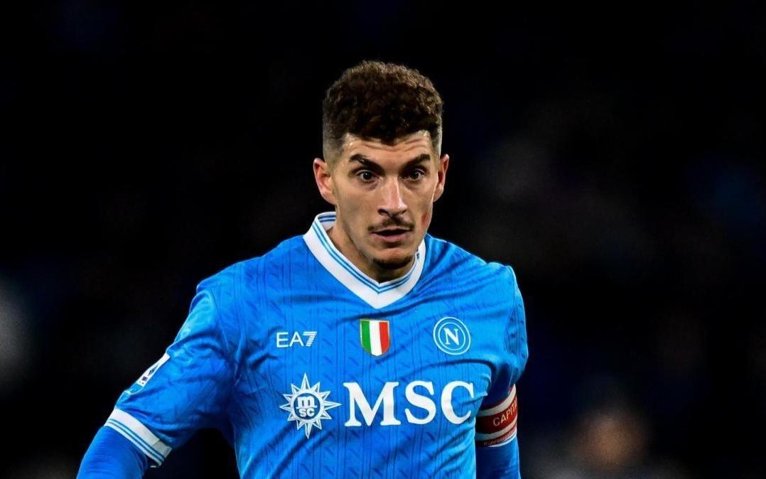 迪洛伦佐:赛后会和孔蒂复盘比赛欧冠还有两轮还有机会晋级