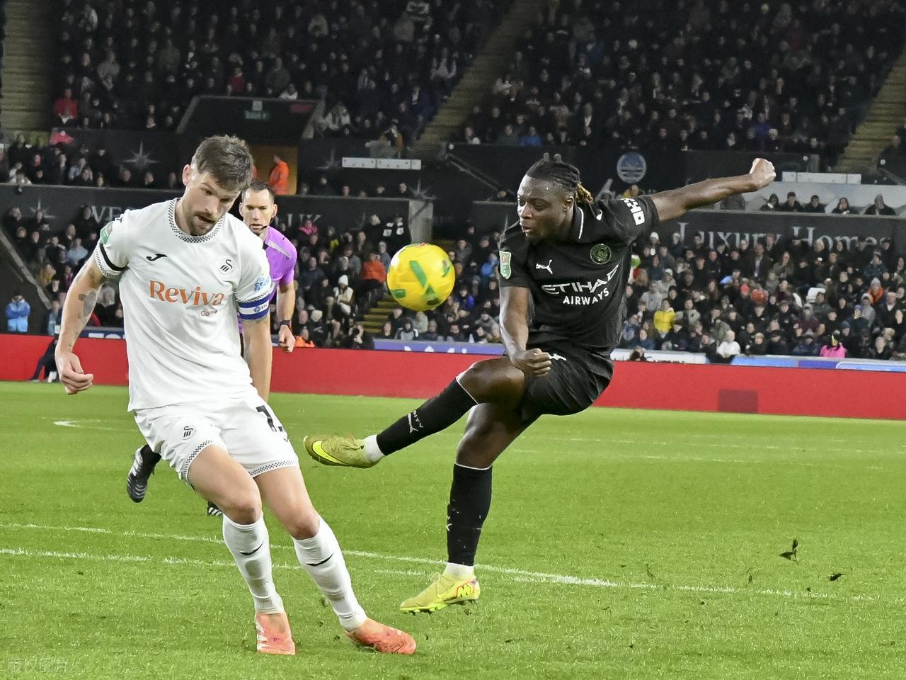 英超：曼城急需抢分，伯恩茅斯能否顶住压力曼城VS伯恩茅斯