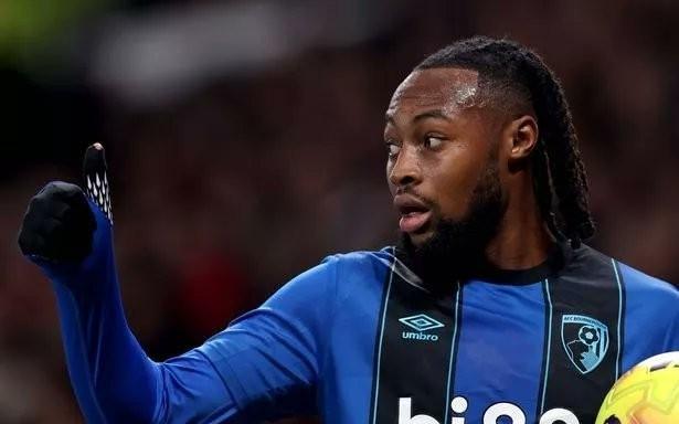 电讯报：面对多队竞争，切尔西也不会因