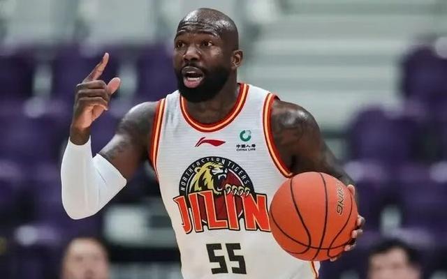 经济下行的风吹到了CBA，看看各队外援的质量就知道了