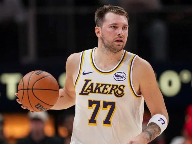 湖人102122老鹰!东契奇两人拒绝采访,艾顿赛后一番话证明2事实