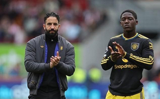 米体:那不勒斯将再次尝试引入梅努,佩莱格里尼也在名单中