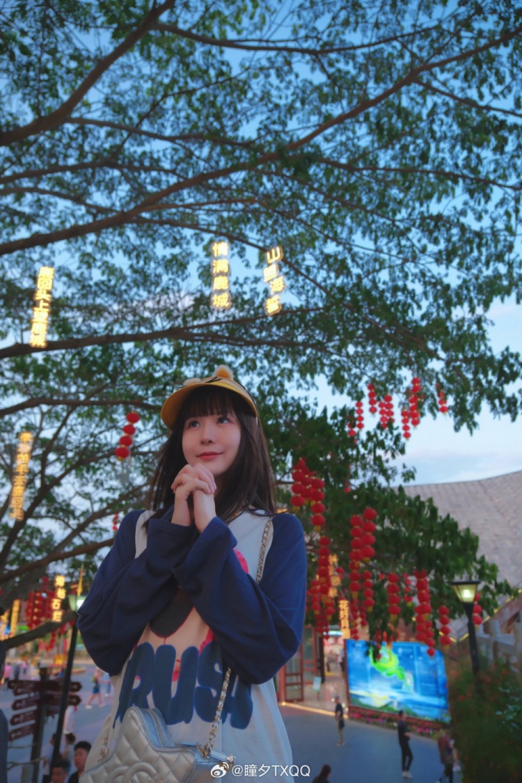 瞳夕晒照：假期掉落的明信片