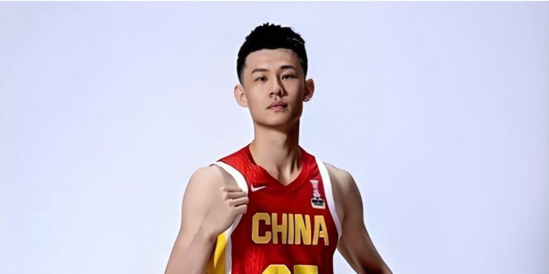 最差的男篮国手首发打了21分钟,得0分0板球迷:连替补都不如