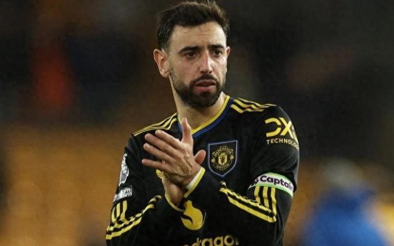 英超:布鲁诺费尔南德斯打入“赛季最丑进球”