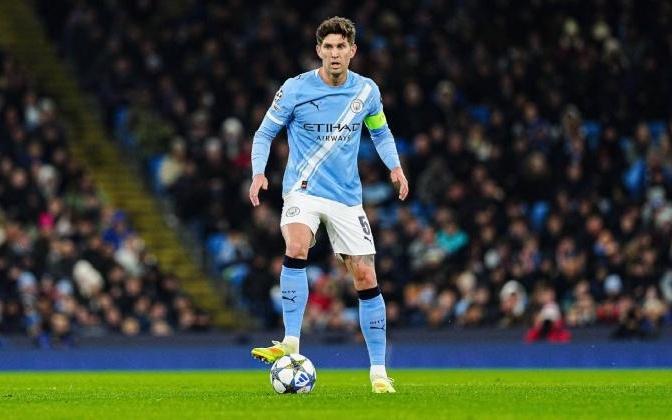 抽象,斯通斯装饰圣诞树时拉伤肌肉,将缺席对阵皇马的比赛