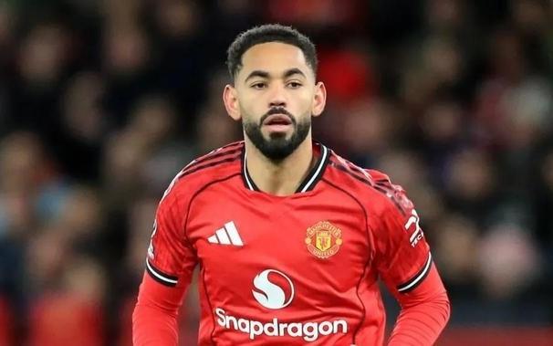 太阳报:库尼亚将参加曼市圣诞灯光点亮活动,吸引当地关注