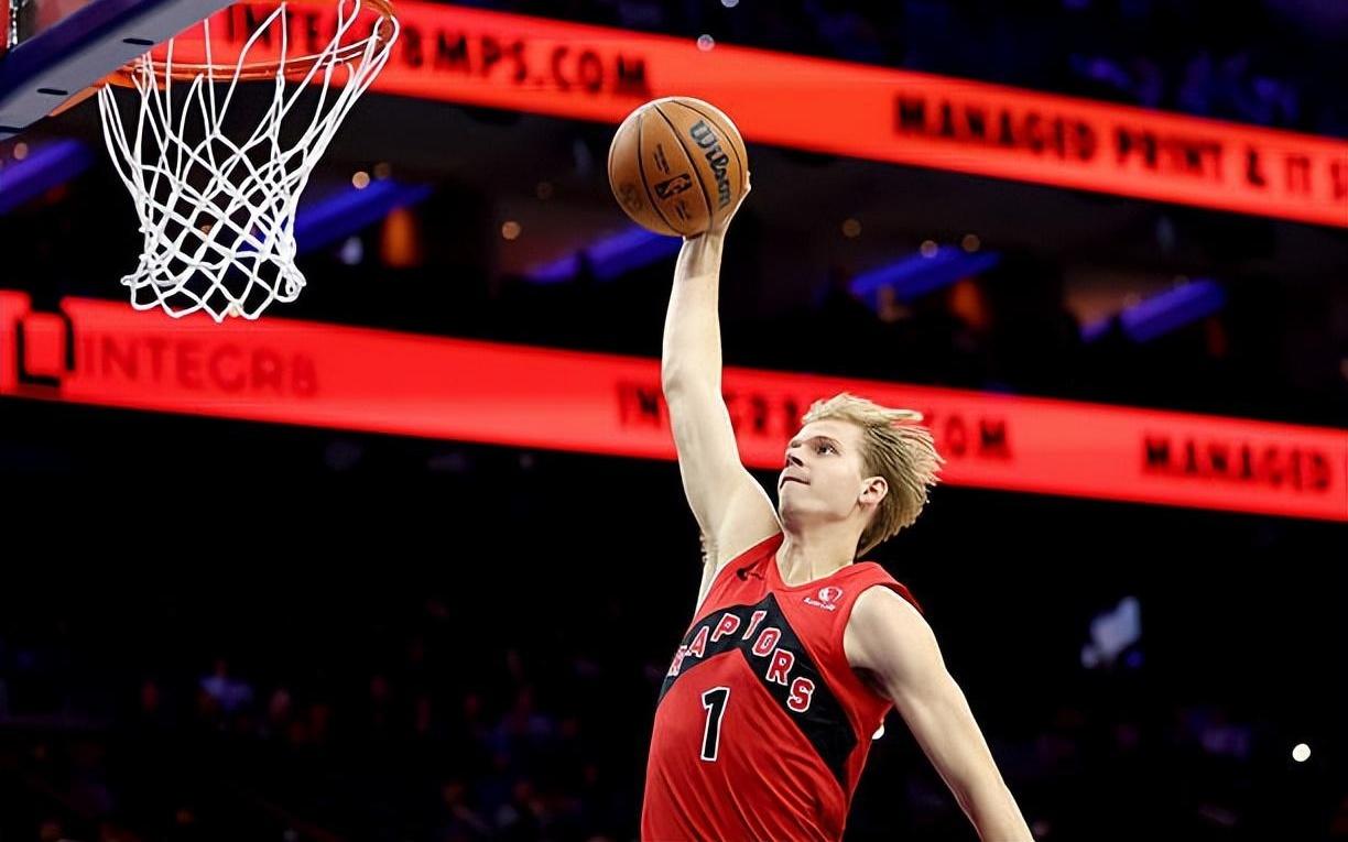 球队战绩明显提升,但猛龙侧翼新星的表现却出现了大幅度的下滑