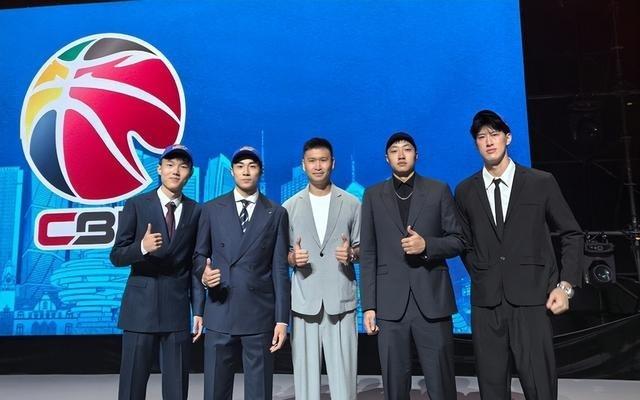 深陷欠薪风波！四川队副总：不愿看到CBA版图失去我们这一支川军