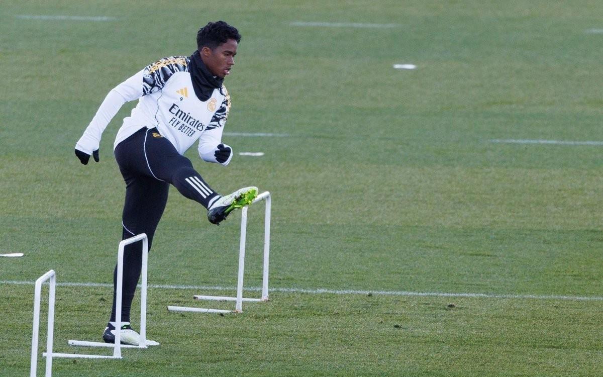 马卡:如果姆巴佩缺阵,阿隆索可能安排恩德里克首发踢曼城