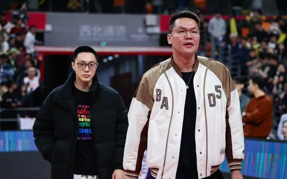 官宣到队!超级外援正式加盟广东宏远,朱芳雨千挑万选