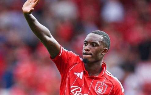 第二球是射门还是传中奥多伊：两者都有，结果球进了