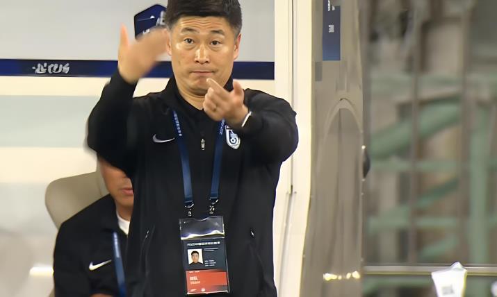 李国旭刚官宣留任大连英博！就有可能